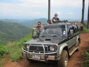 4WD off-road jungle adventure in the mountains around Chiang Mai, Thailand 