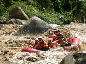 Whitewater rafting on the Mae Taeng River